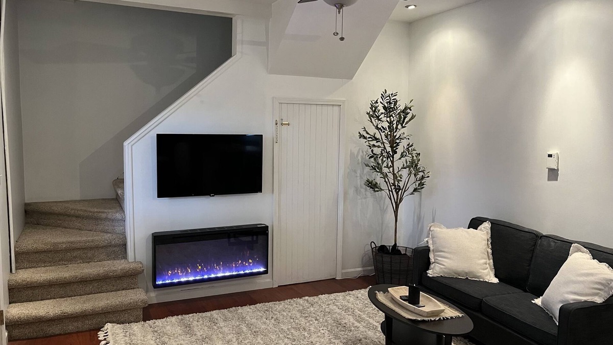 Lowville Apartment | Very cozy one bedroom apartment!