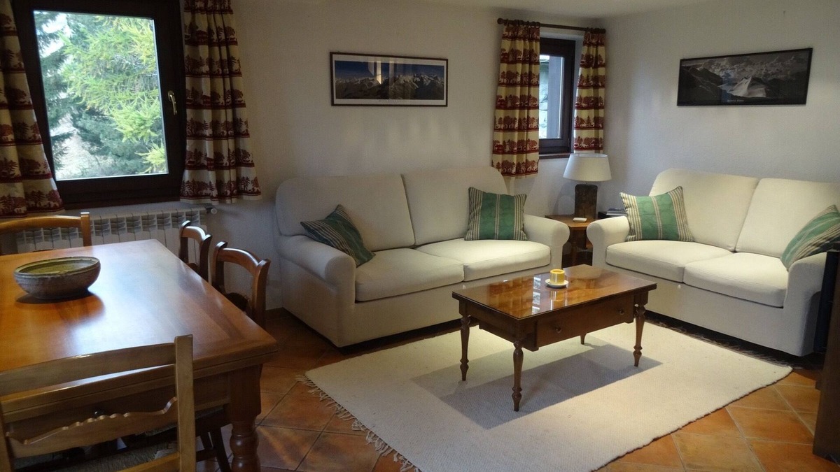 Champlan House | Very homely, traditional with modern facilities. Very comfortable and spacious.
