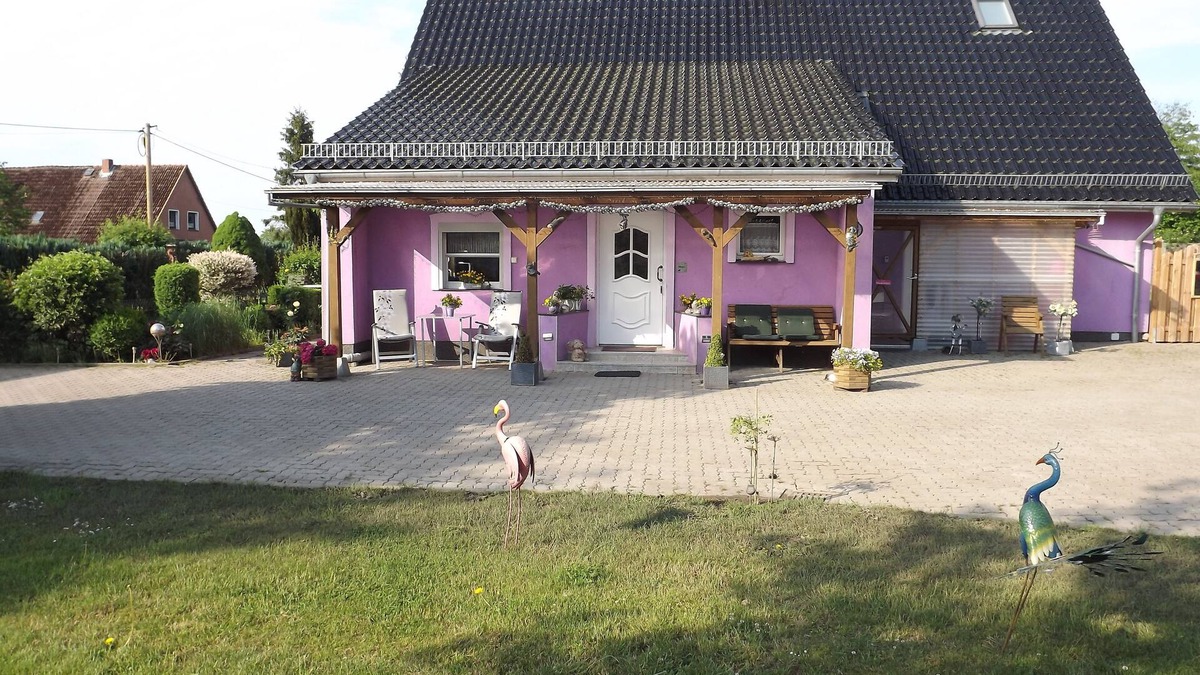 Schonberg Apartment | Very nice and sophisticated apartment near the Baltic Sea with garden use