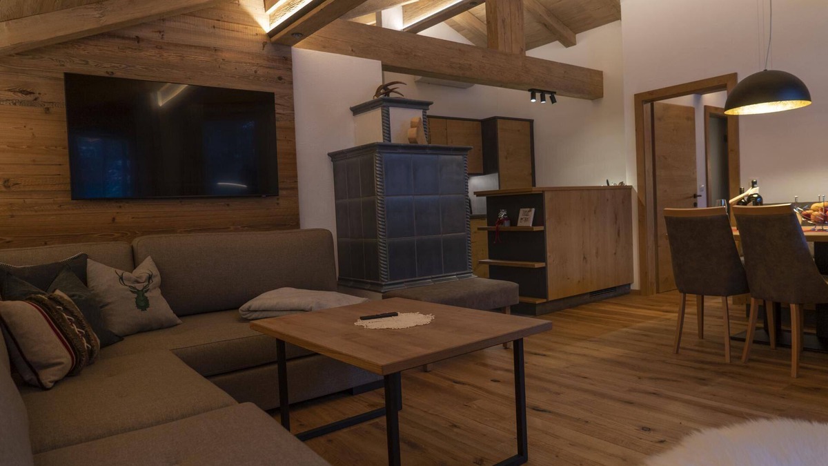 Tulfes Apartment | Very nice apartment, close to the ski lift/gondola and Hall's old town