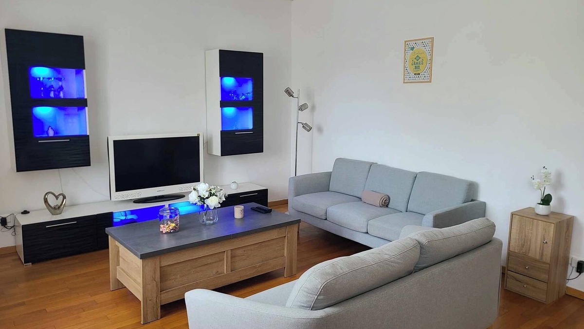Auboue Apartment | Very nice apartment f4