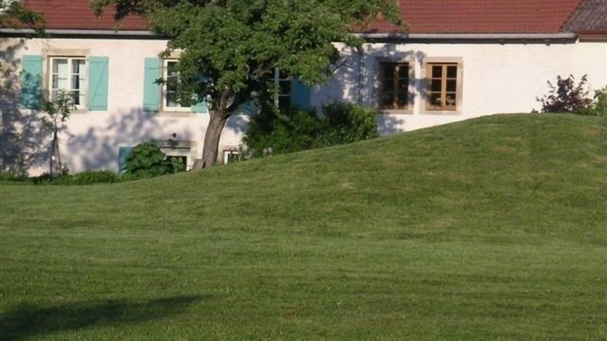 Dounoux House | Very nice cottage, 6-8 pers, swimming, hiking, mountain biking