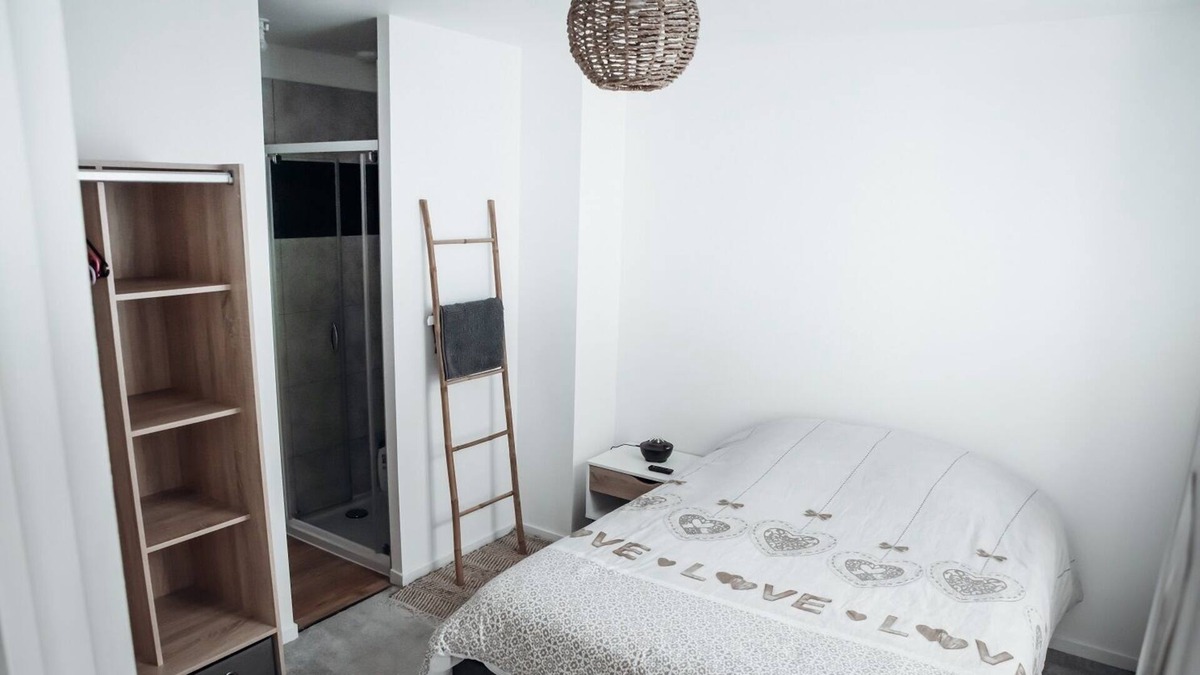 Ernee Apartment | very pleasant and warm accommodation