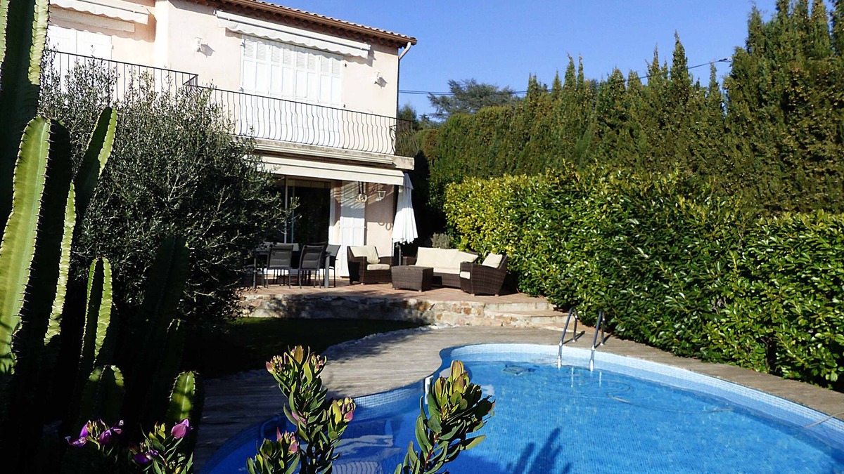 Cannes La Bocca Apartment | Very pleasant villa bottom with private pool, quiet, facing south