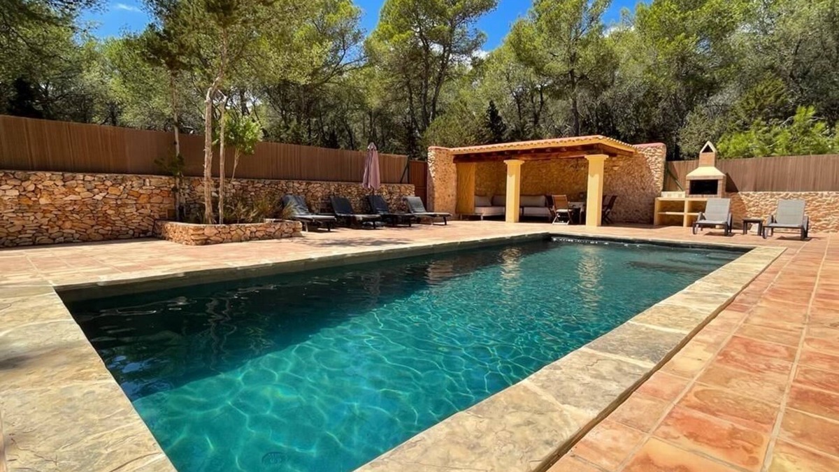 Santa Eulalia del Rio Villa | VERY PRIVATE CHARMING VILLA FOR RELAXING FAMILY HOLIDAY