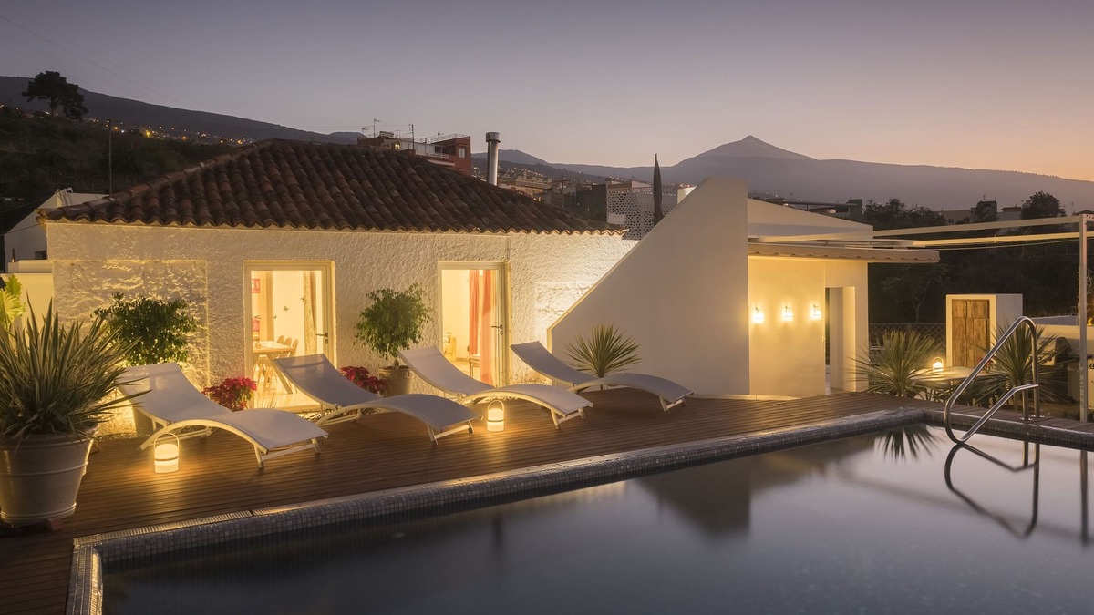 Los Gomez Villa | Very private and quiet villa with stunning views.