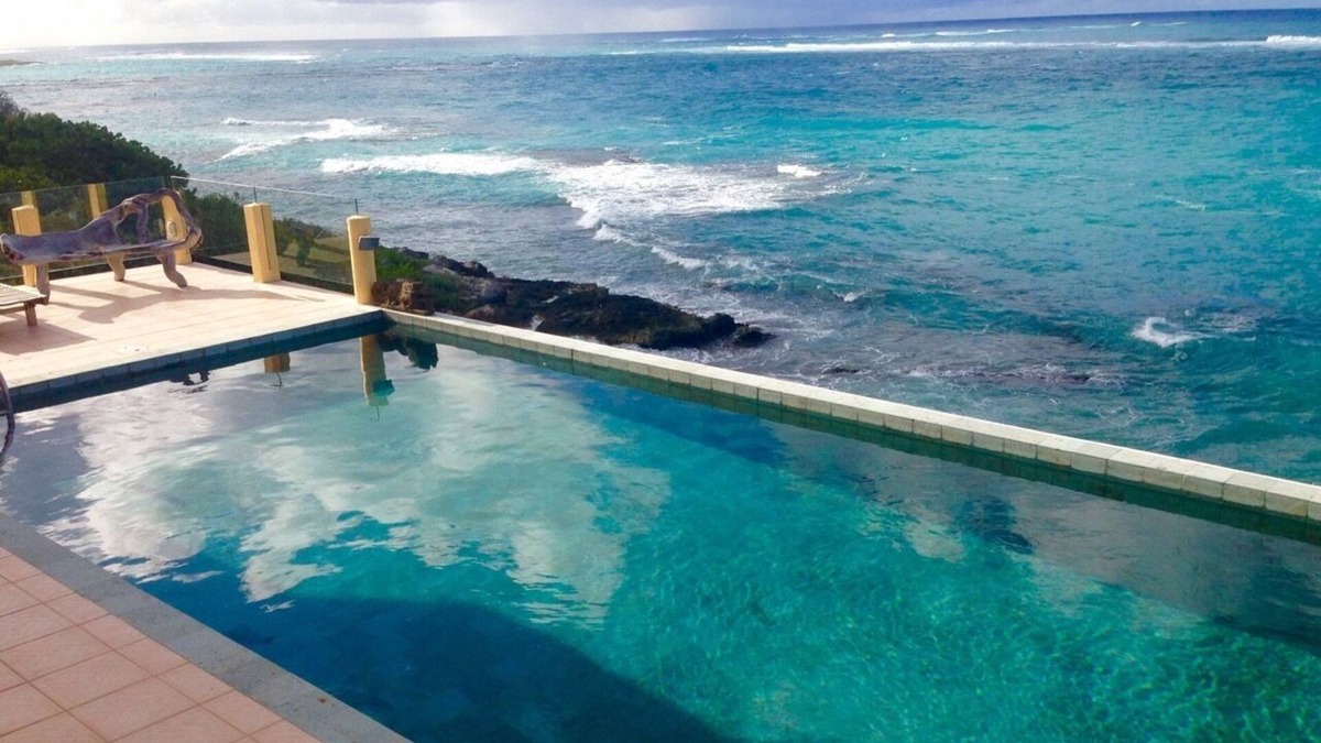 Island Harbour Villa | Very Private & Personal, Villa Hibernia, Ocean Front Pool & Sea Gazebo,