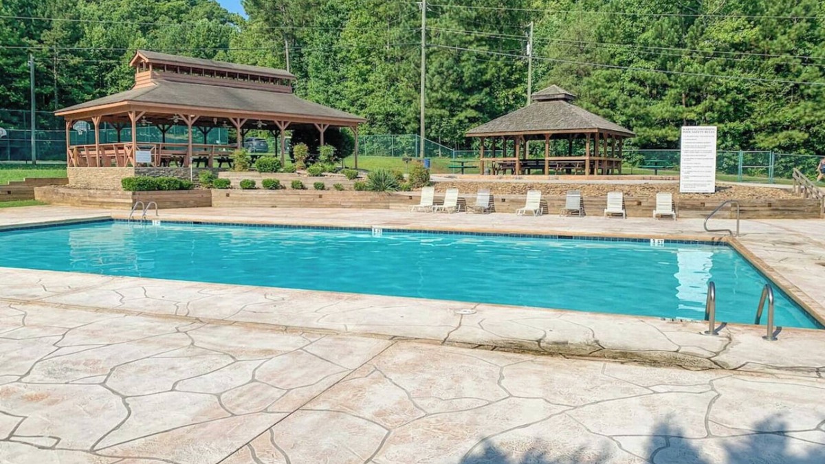 Ranger Cabin | Very quiet mountain cabin in gated Talking Rock Creek Resort.
