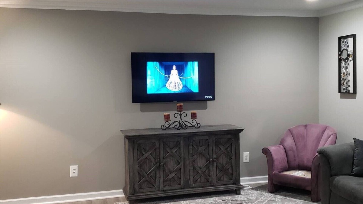 Maple Shade House | Very secluded, Quiet, location with private entry