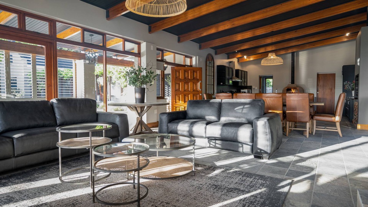 Stellenbosch House | Very spacious beautiful winelands home with spectacular views.