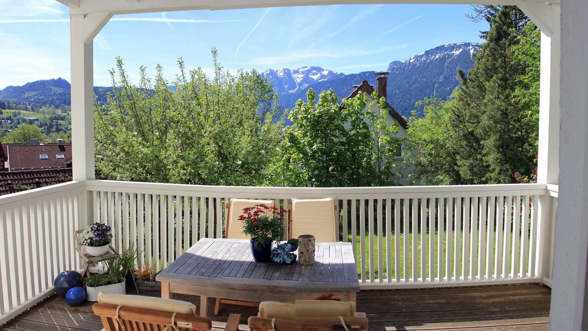 Ried Apartment | Very spacious vacation apartment with fantastic mountain views & KöngisCard
