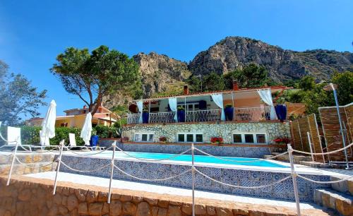Capo Zafferano Bed & Breakfast | VFH Villa Flavia Eco B&B - 50 metri dal mare