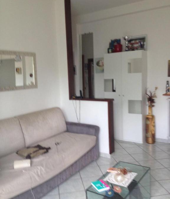 Garbagnate Milanese Apartment | Via de amicis 11