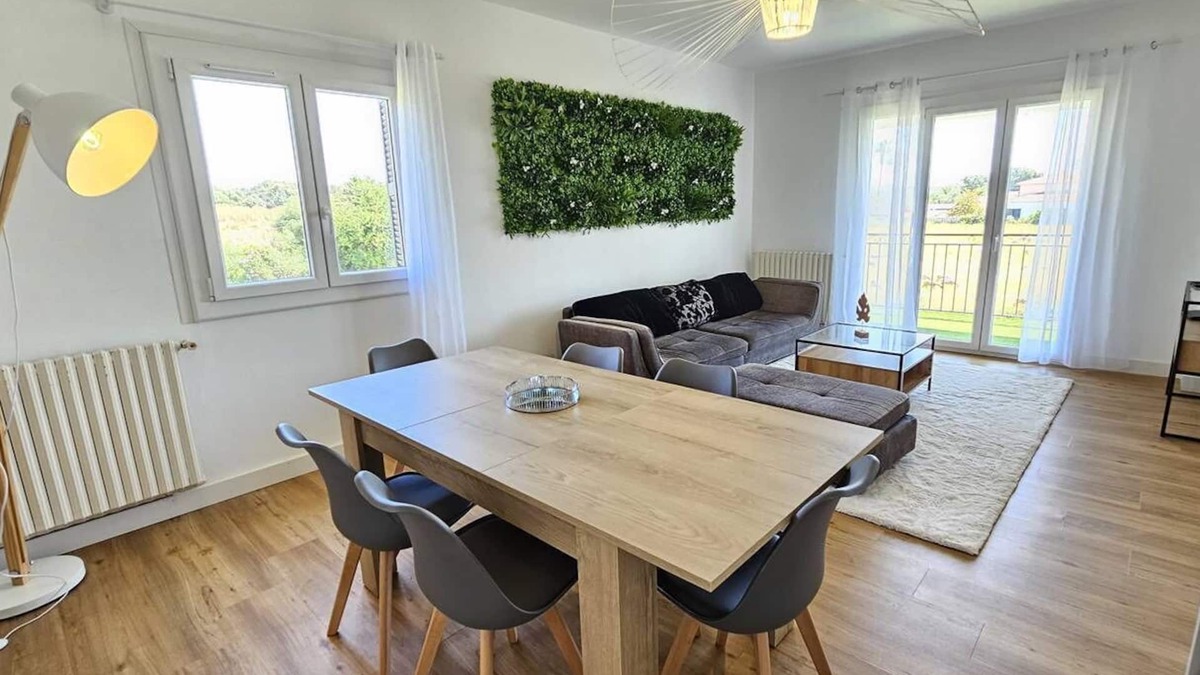 Prunelli-di-Fiumorbo Apartment | VIA ROMANA- Clim- 5mn from the sandy beach