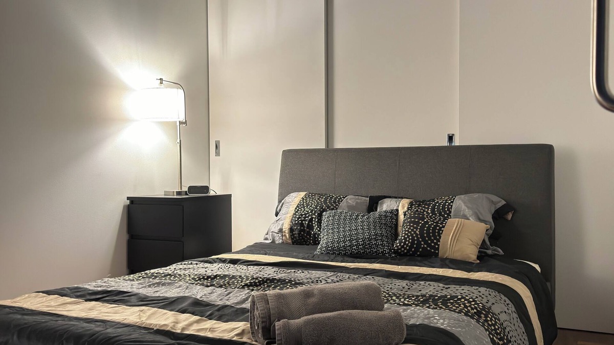 Downtown Winnipeg Apartment | Vibrant 2BR in Downtown w/d Gym