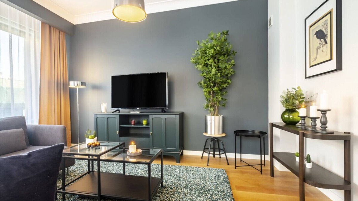 Suadiye Apartment | Vibrant Flat 7 min to Bagdat Avenue in Suadiye