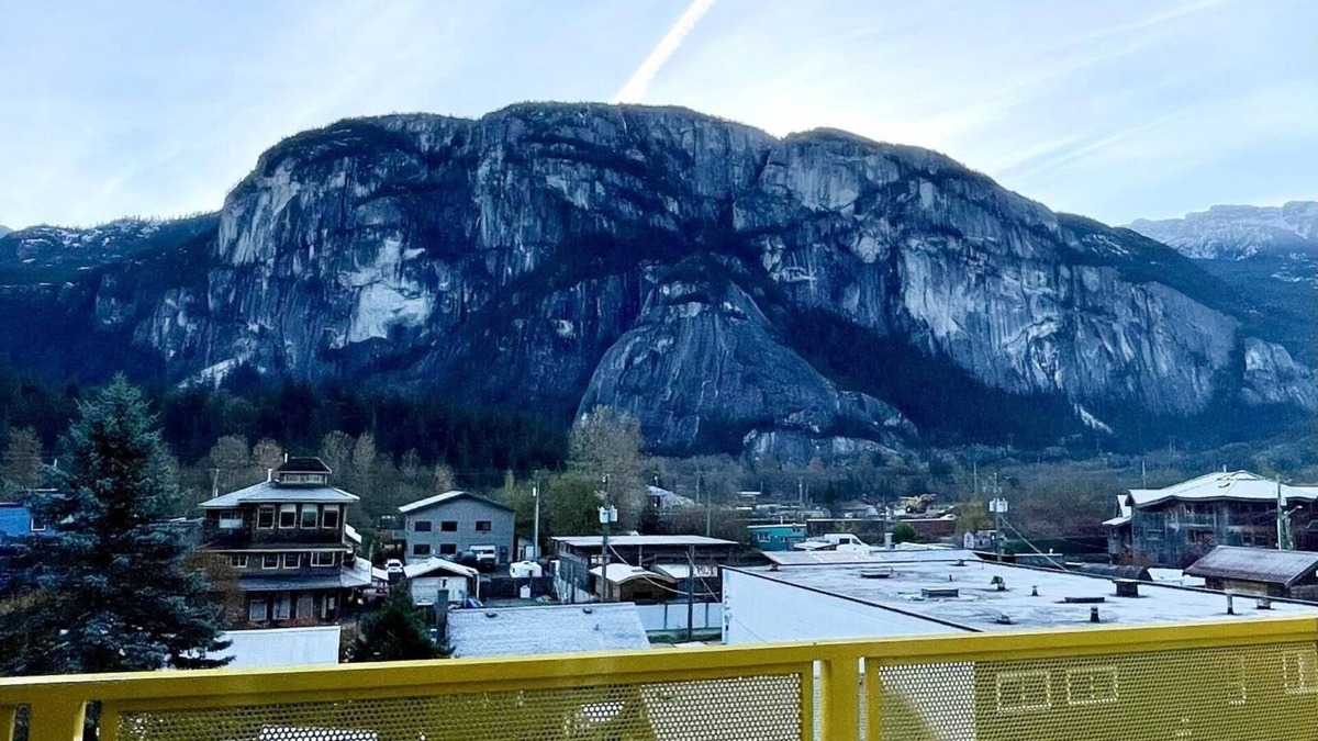 Downtown Squamish Condo | Vibrant heart of downtown Squamish!