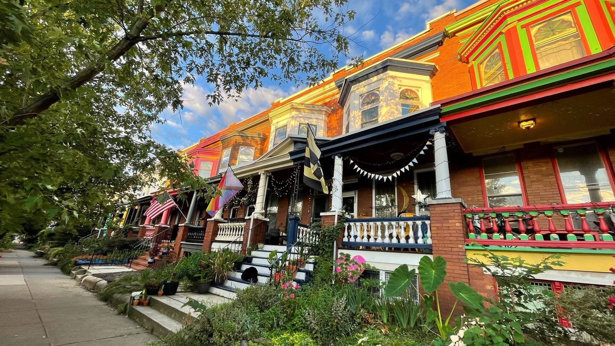 Downtown Baltimore House | Vibrant Oasis in a Walkable Wonderland - Charles Village 3BR/1BA