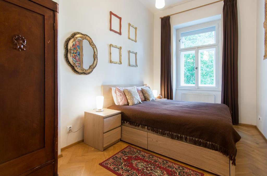Vysehrad Apartment | Victoria Design Stays - Apartment Slavojova