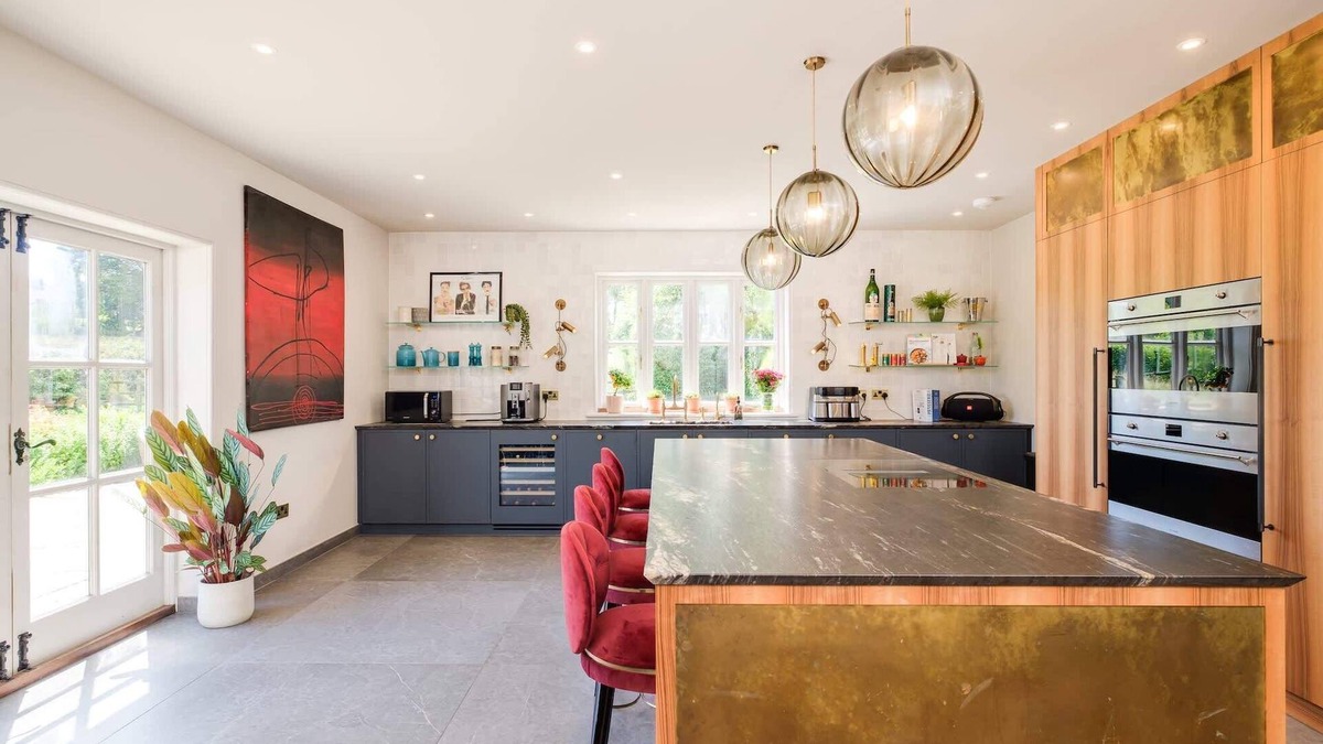 East Chinnock House | Victorian House, Gym, Games Room & 2 Acre Gardens