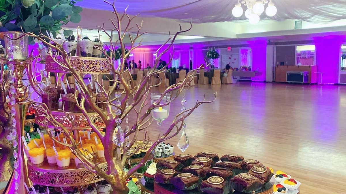Donna Hotel | Victoria Palms Inn & Suites