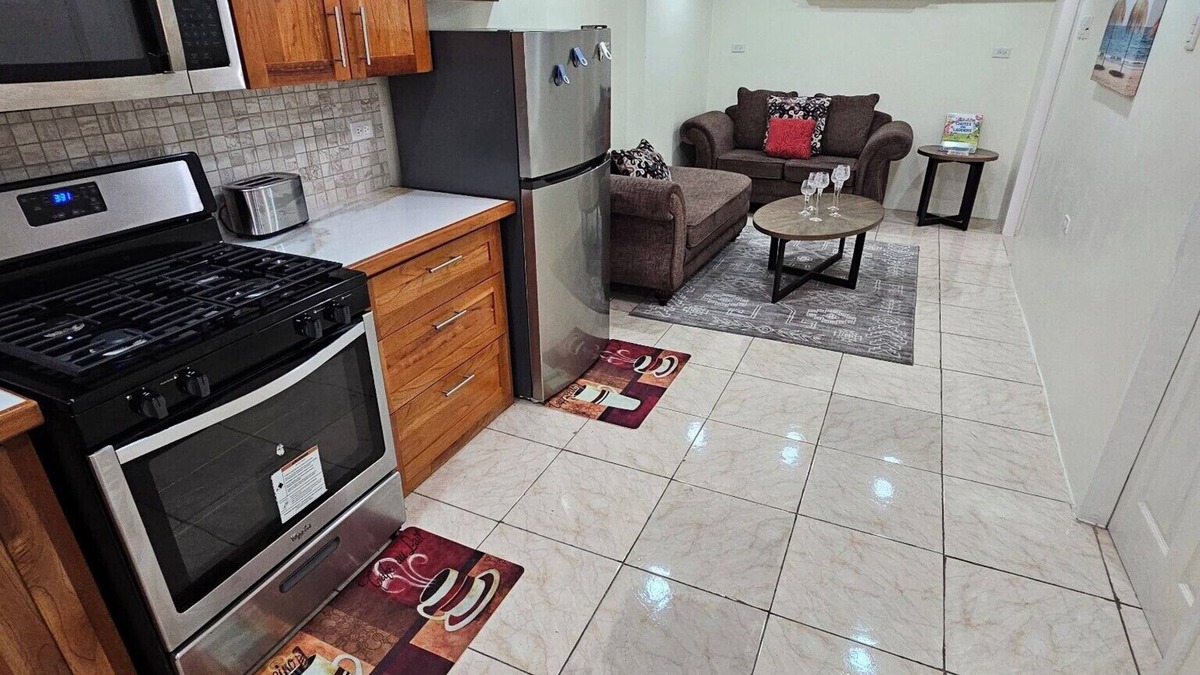 Trinidad Apartment | Victoria's Place Unit A, Cozy 2-bedroom apartment with AC, WiFi