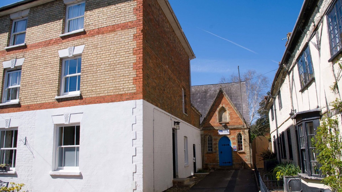 Winslow House | Victorian House in Winslow Conservation Area Sleeps 5