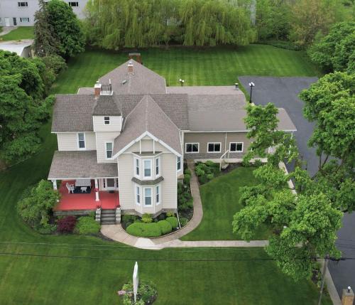 Gypsum Bed & Breakfast | Victorian Inn Bed And Breakfast