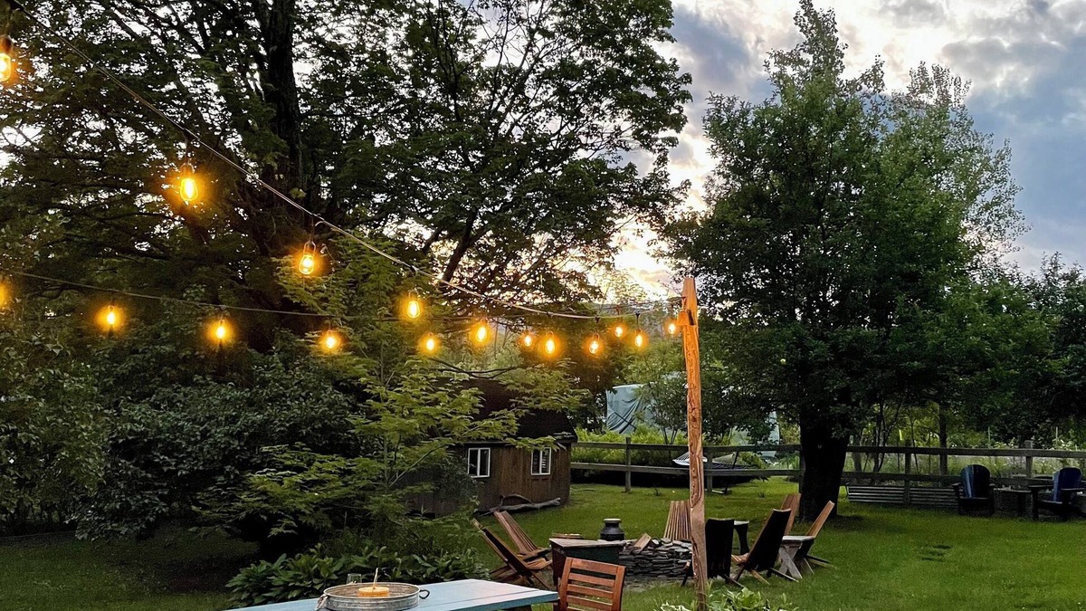 Tannersville House | Victorian Main St Mountain House - walk everywhere+outdoor oasis+vintage flair