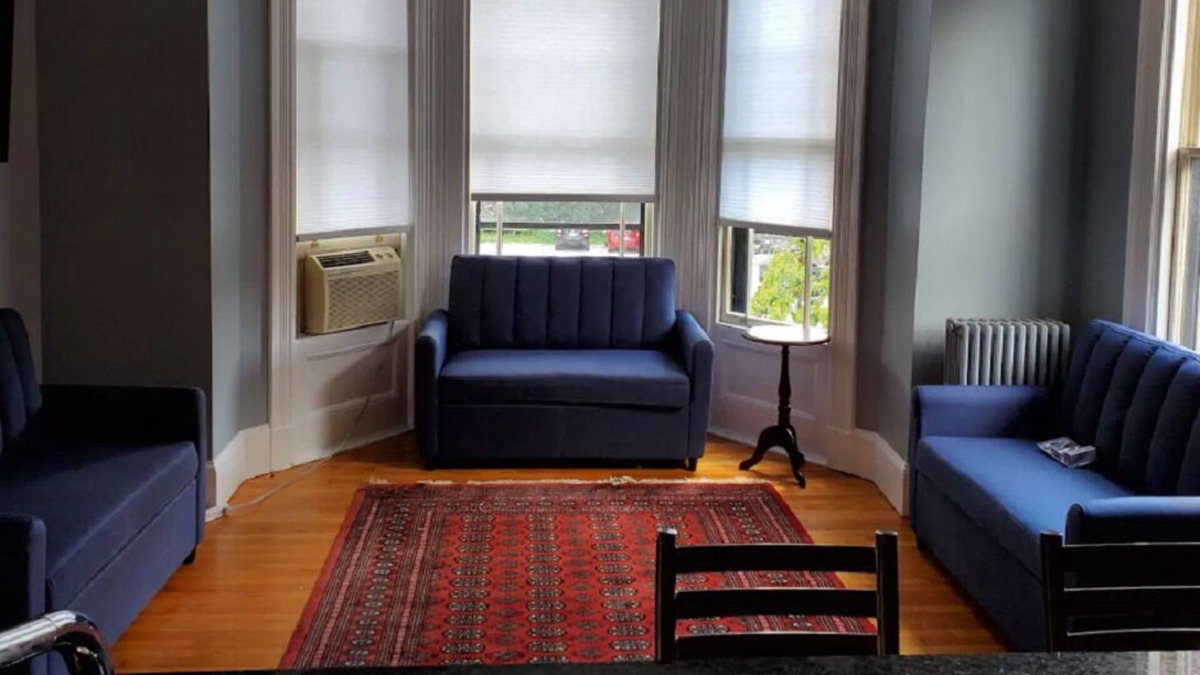 Downtown Portland Apartment | Victorian Parlor Suite