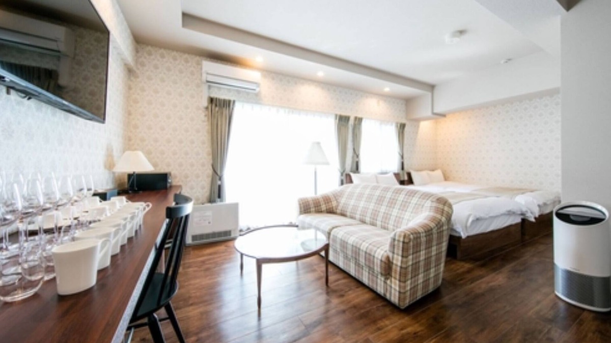 Kotoni Hotel | Victorian style UK family room stay without mea/Sapporo Hokkaidō