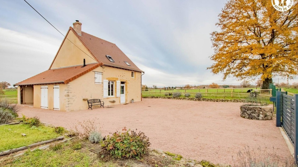 Saint-Aubin-en-Charollais House | Videlina - SAINT AUBIN EN CHAROLLAIS