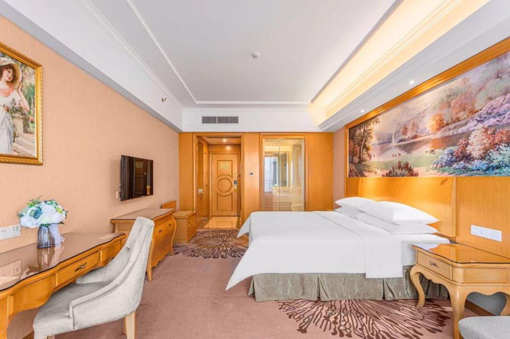 Foshan Hotel | Vienna Hotel Foshan Airport