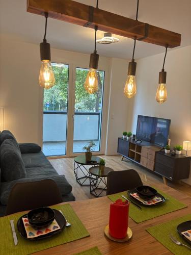 Donaustadt Apartment | Vienna Near Lake Homes