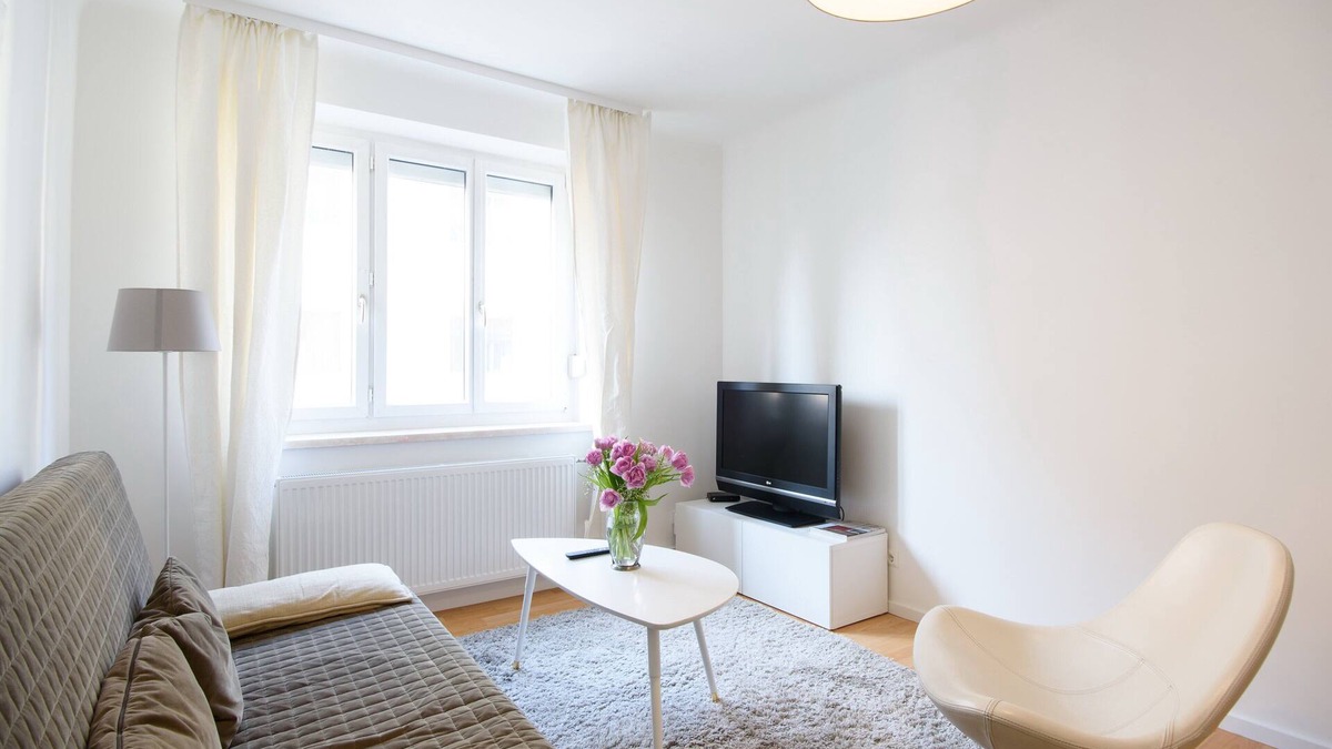 Wieden Apartment | Vienna Opera Apartment, 5 min. Walk to the center, 4 guests, quiet and bright