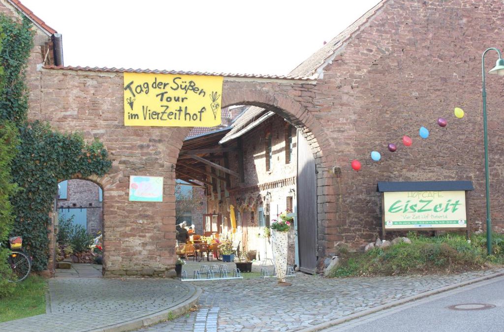 Bebertal House | VierZeitHof - Hofcafé EisZeit