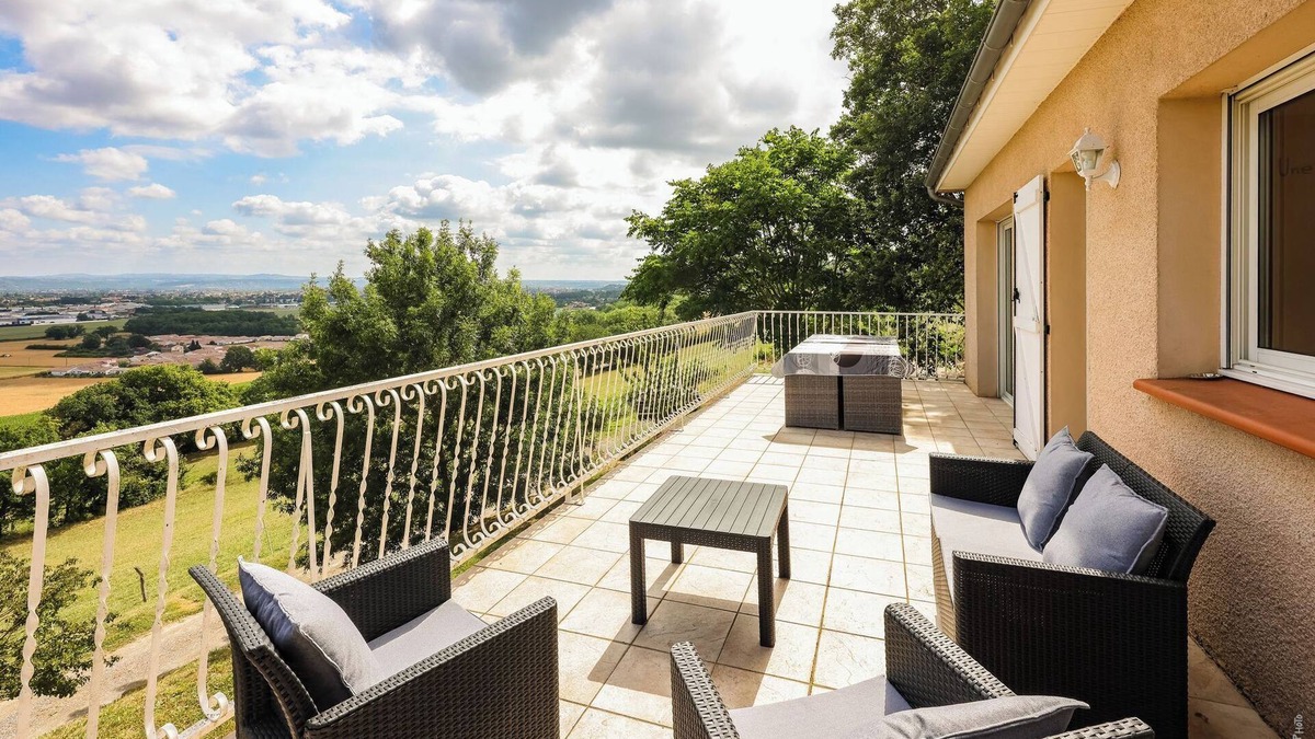 Le Sequestre House | View from Albi - Countryside - Garden