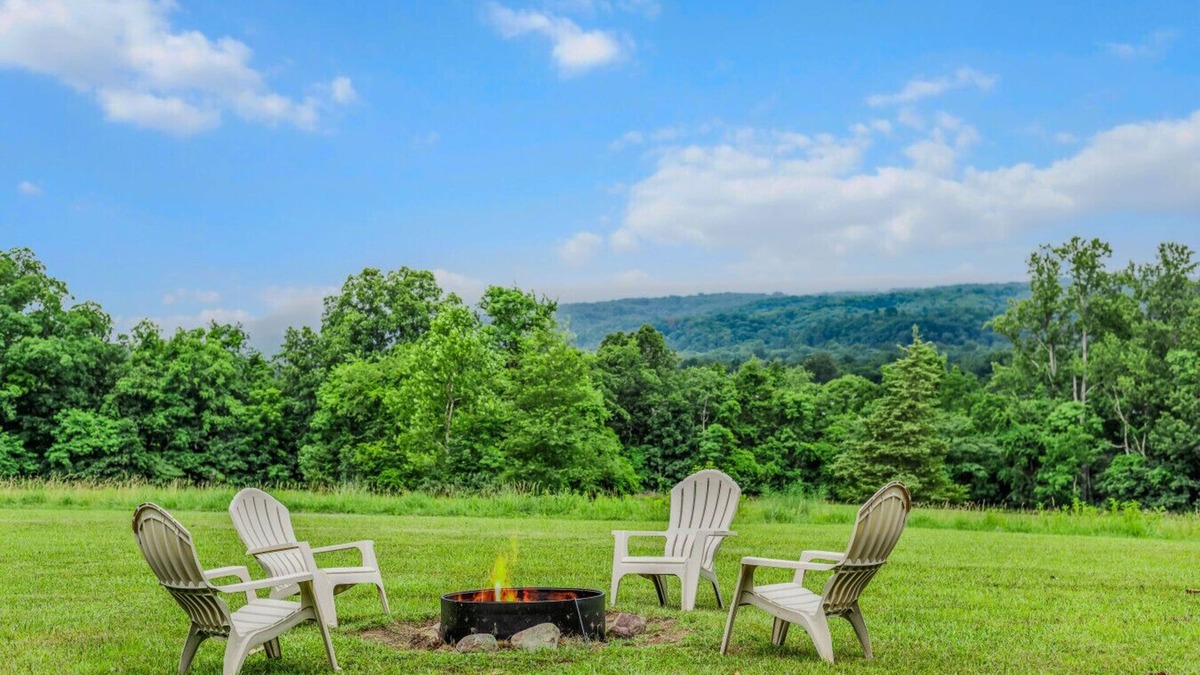 Great Cacapon Apartment | View Haven - Cozy Haven with a View!