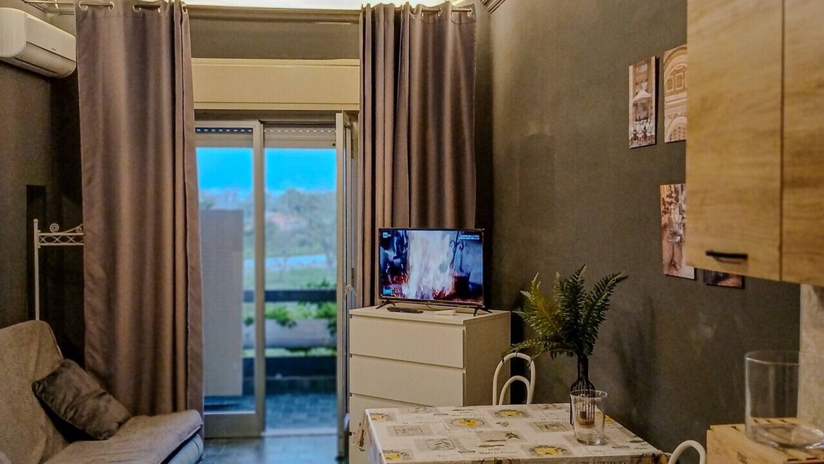 Porticato Apartment | View Taormina Room - Sicily