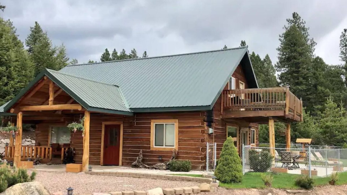 Seeley Lake House | View the Mountains from the hot tub