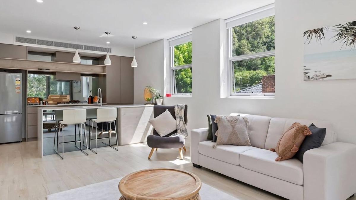 Gosford Apartment | Viewpoint - Gosford Panorama Water & Stadium Views
