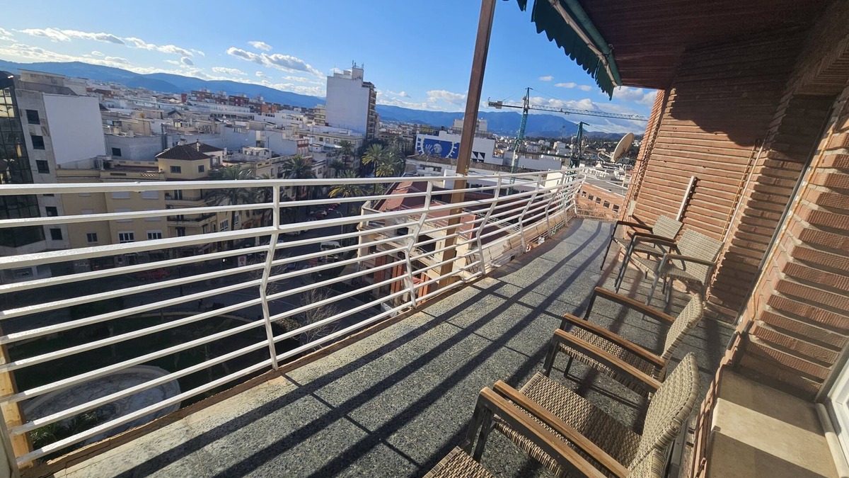 Gandia Apartment | Viewpoint: Spacious & Sunny, Center Gandia
