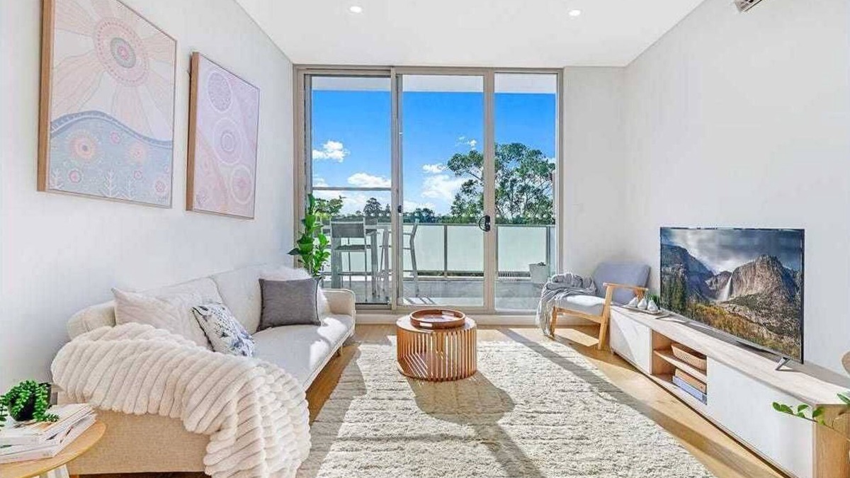 Asquith Apartment | Views for days. 1 Bedroom Penthouse Private & Quiet, New Host 4.7 star rating