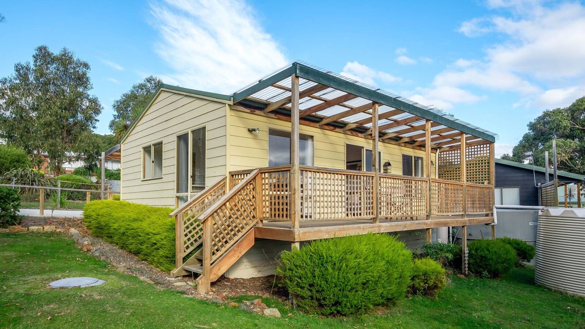 Alonnah House | Views on Bruny