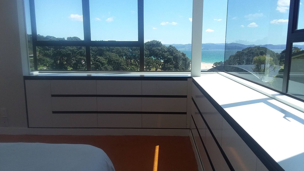 Kuaotunu House | Views over Kuaotunu beach, close to Matarangi, Otama and Opito beaches