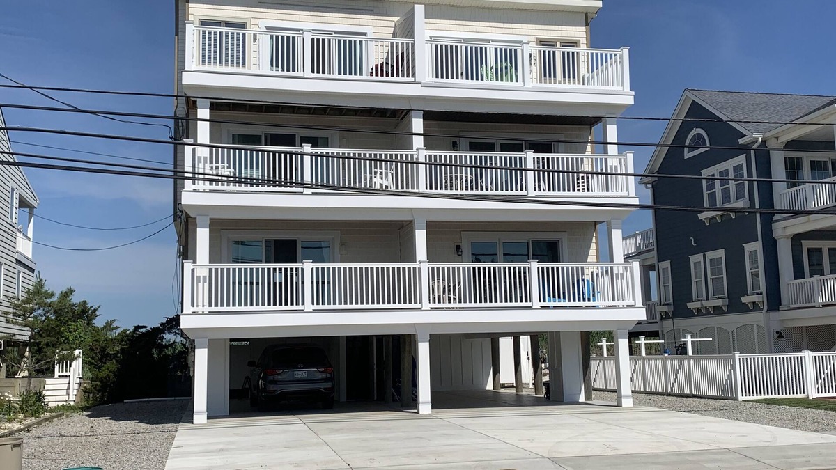 Dennisville House | VIEWS! VIEWS! VIEWS! Enjoy fantastic Ocean and Bay Views