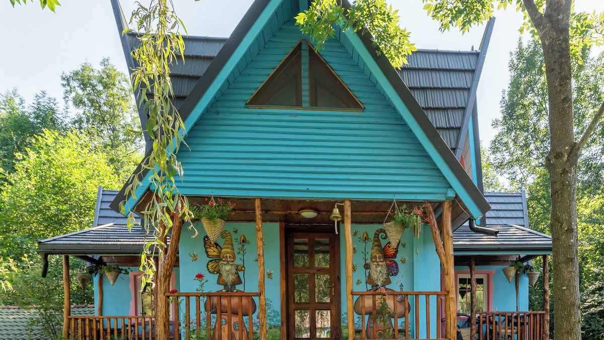 Poieni Cottage | Viewtopia - The Secret Land