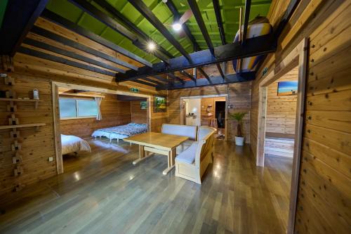 Otaki Villa | vihrea