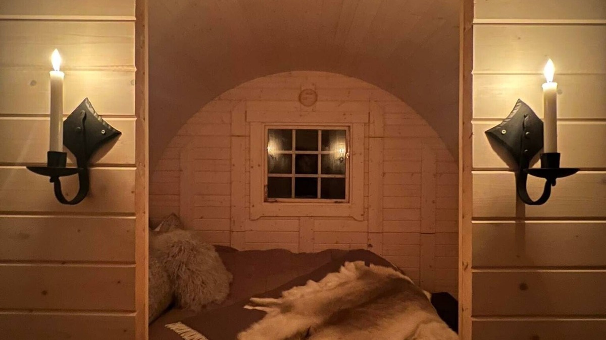 Kaiata Cabin | Viking Hut Frigg Set Amid Rainforest w/Hot tub