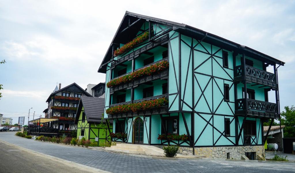 Bacau House | Vila Alsace Podu' cu Lanturi